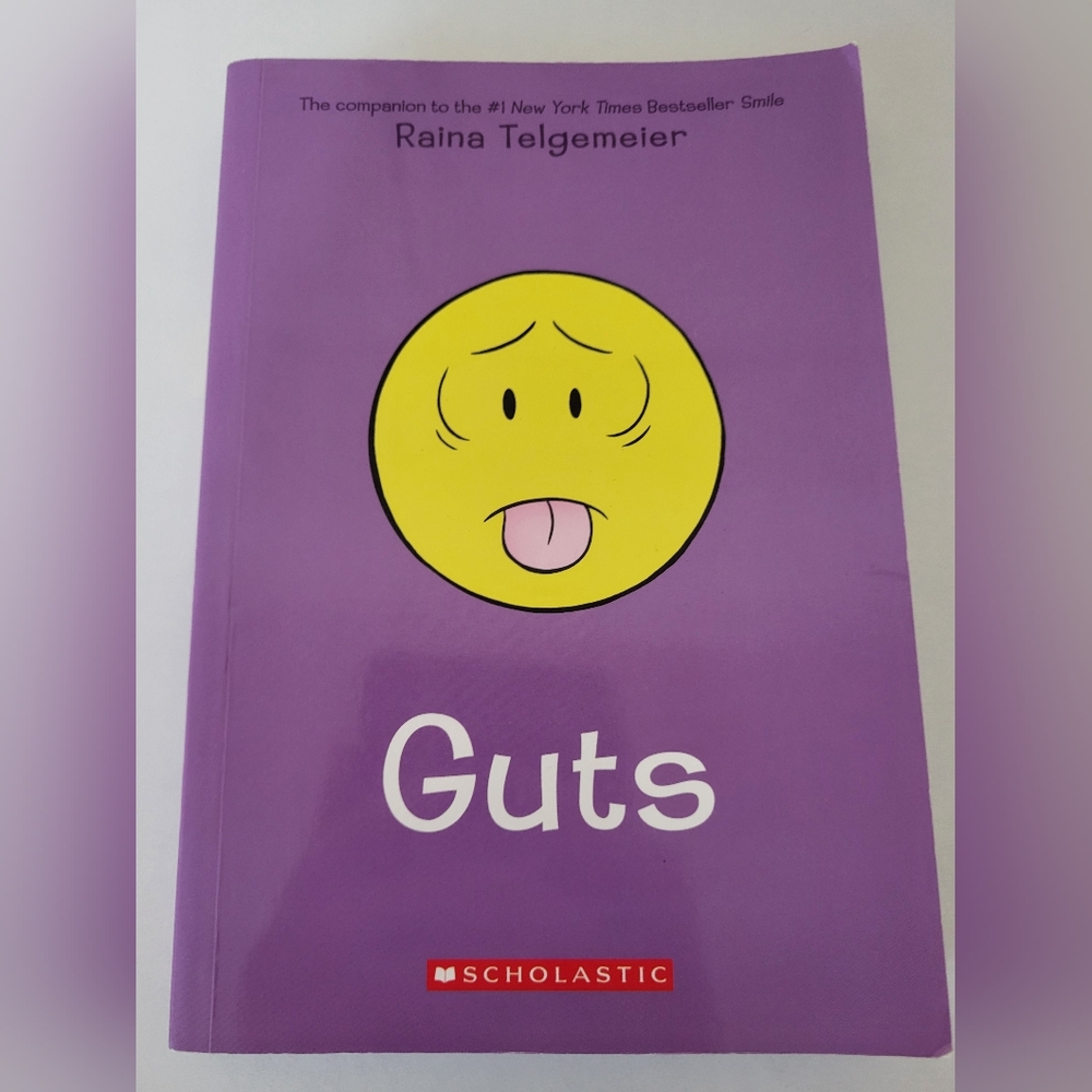 Raina Telgemeier: Guts book